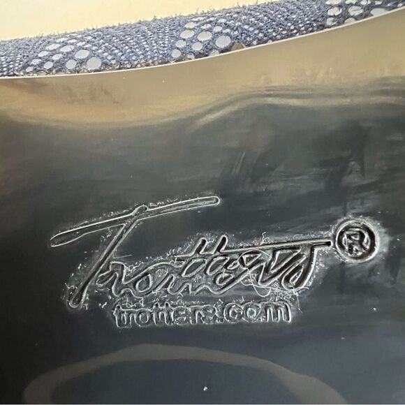 Trotters Kiera Evening Blue Wave Kitten Heel Leather Pumps Size 9N - Picture 8 of 11